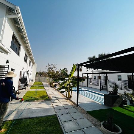 Kates Nest Guesthouse Oshakati Exterior photo