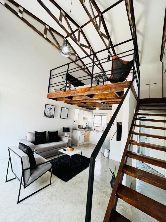 Kates Nest Guesthouse Oshakati Exterior photo