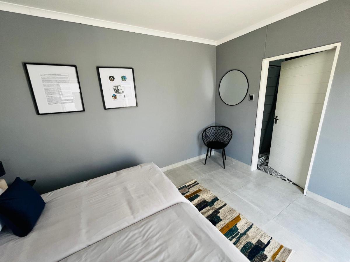 Kates Nest Guesthouse Oshakati Exterior photo